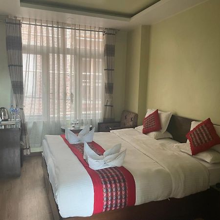 Hotel Osho Home Kathmandu Buitenkant foto