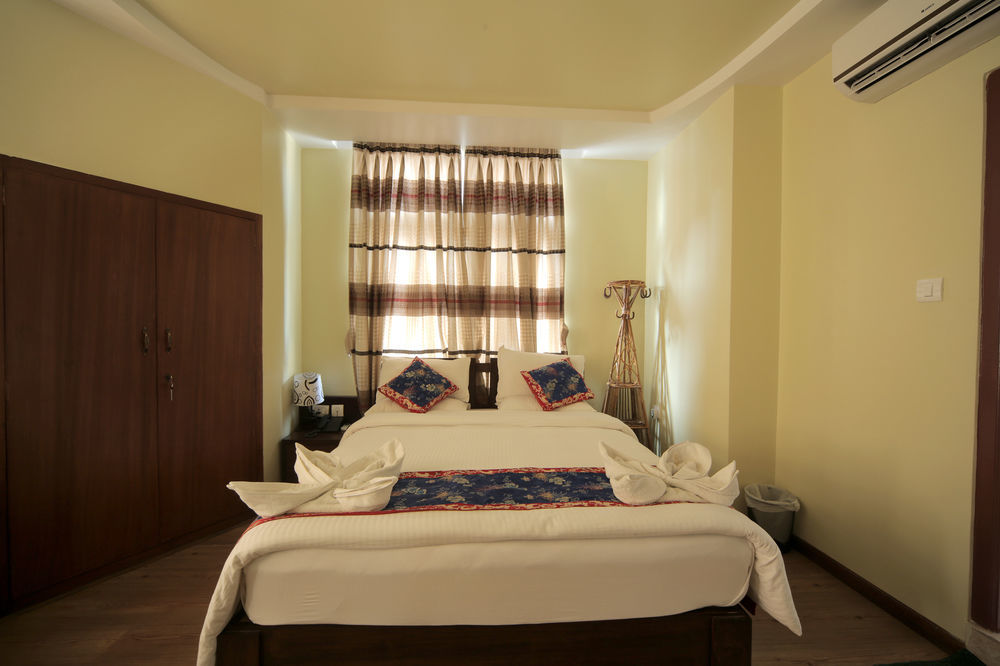 Hotel Osho Home Kathmandu Buitenkant foto