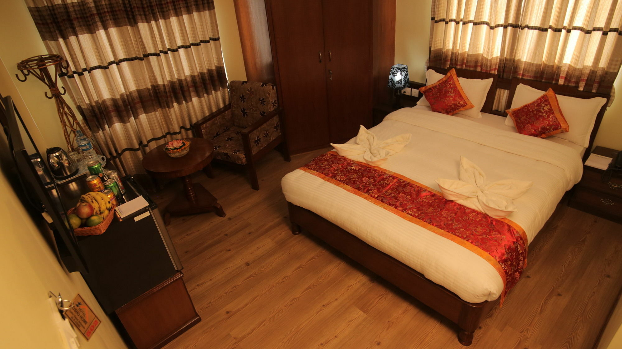 Hotel Osho Home Kathmandu Buitenkant foto