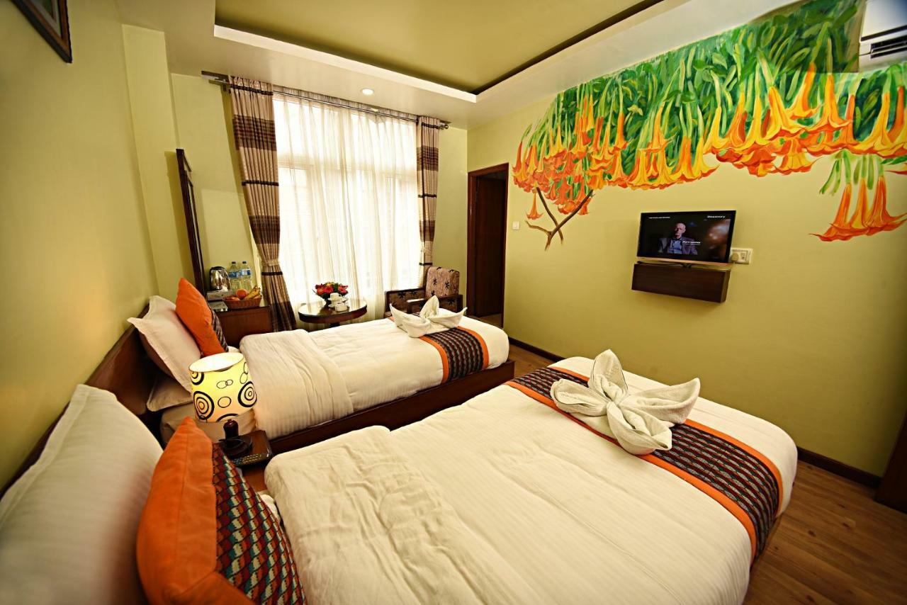 Hotel Osho Home Kathmandu Buitenkant foto
