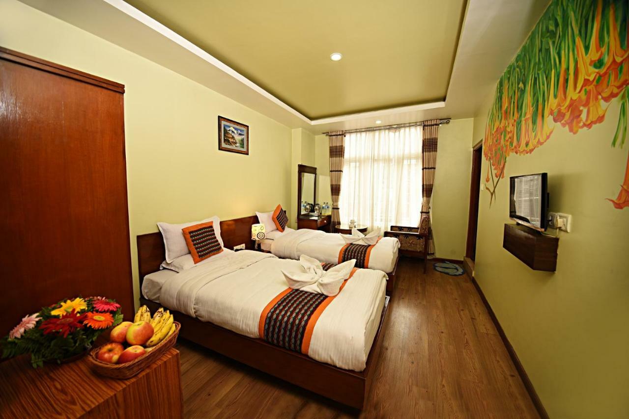 Hotel Osho Home Kathmandu Buitenkant foto