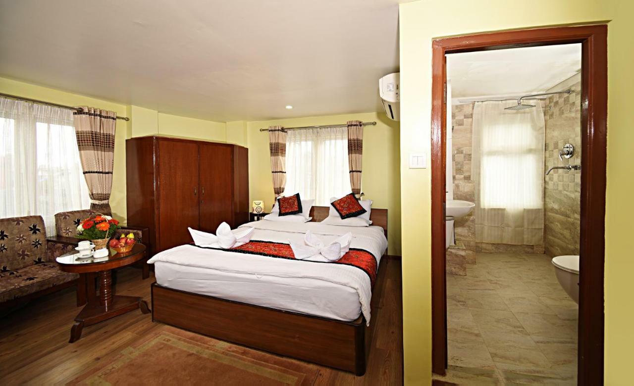 Hotel Osho Home Kathmandu Buitenkant foto
