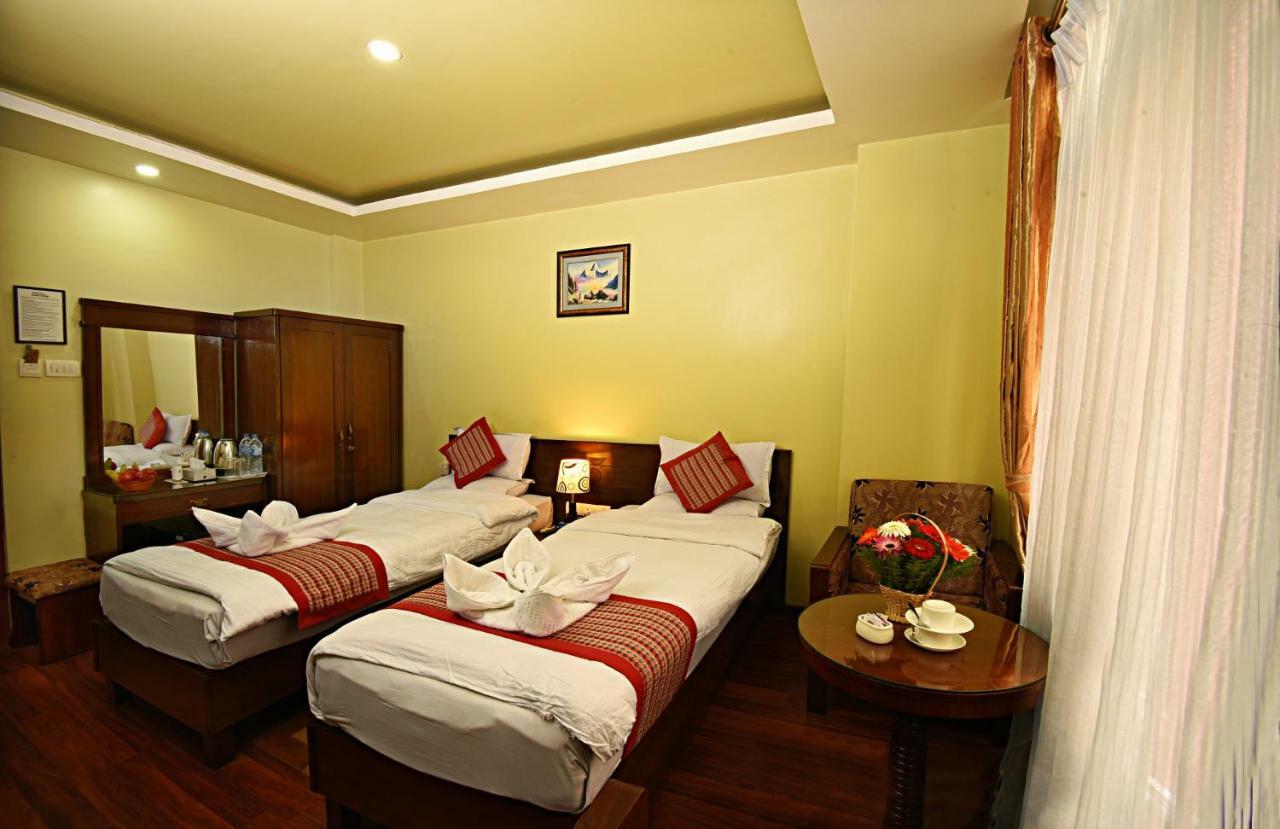 Hotel Osho Home Kathmandu Buitenkant foto