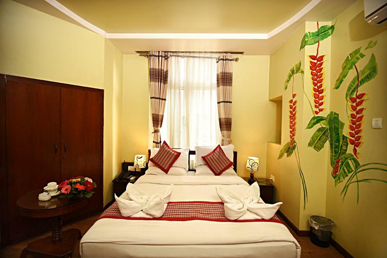 Hotel Osho Home Kathmandu Buitenkant foto